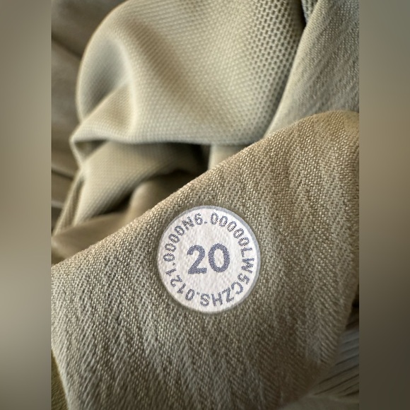 NWOT Lululemon Beyond the Studio Jogger Light Sage - Picture 12 of 12